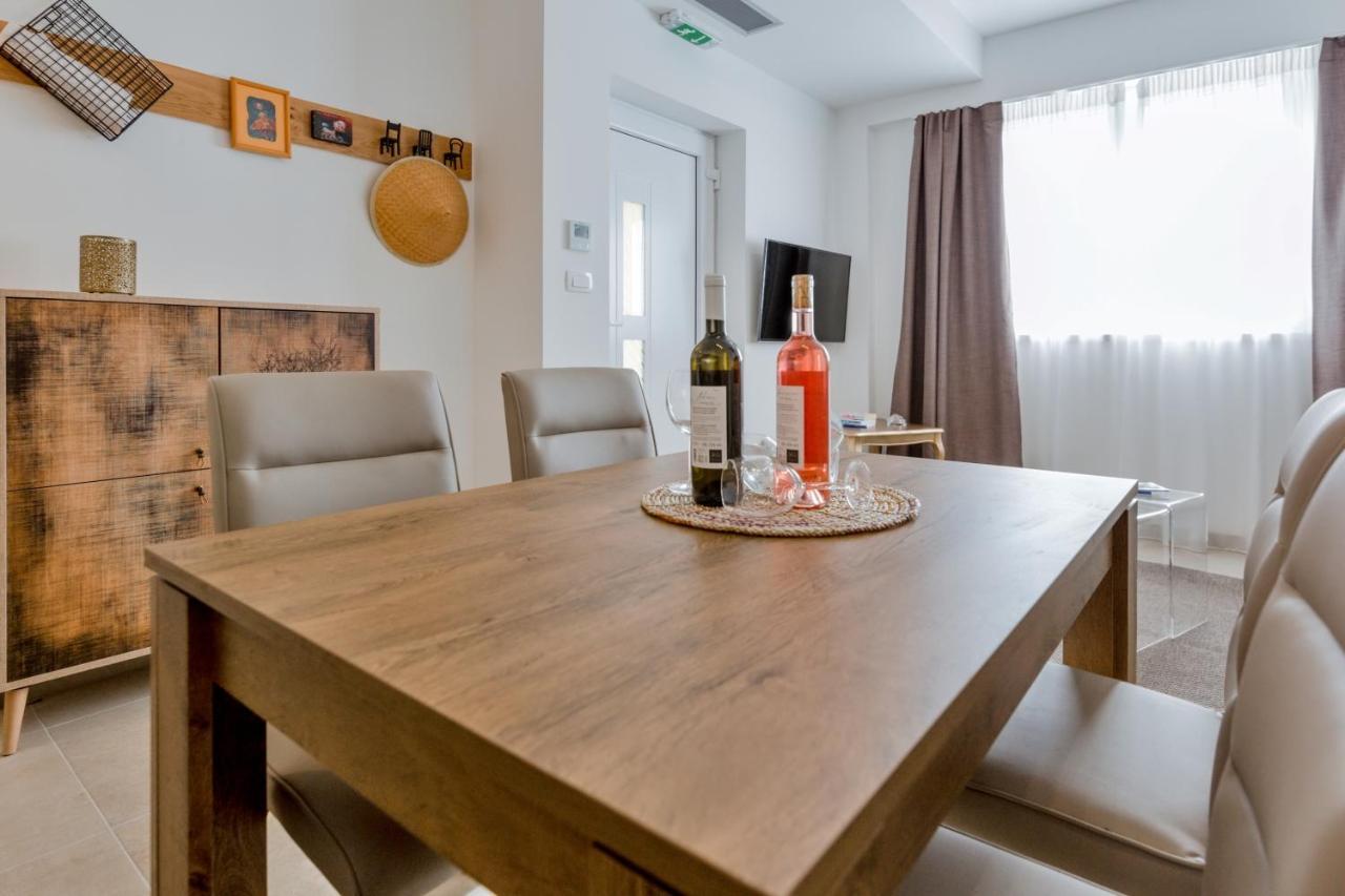 Apartments Ivica Omiš Buitenkant foto