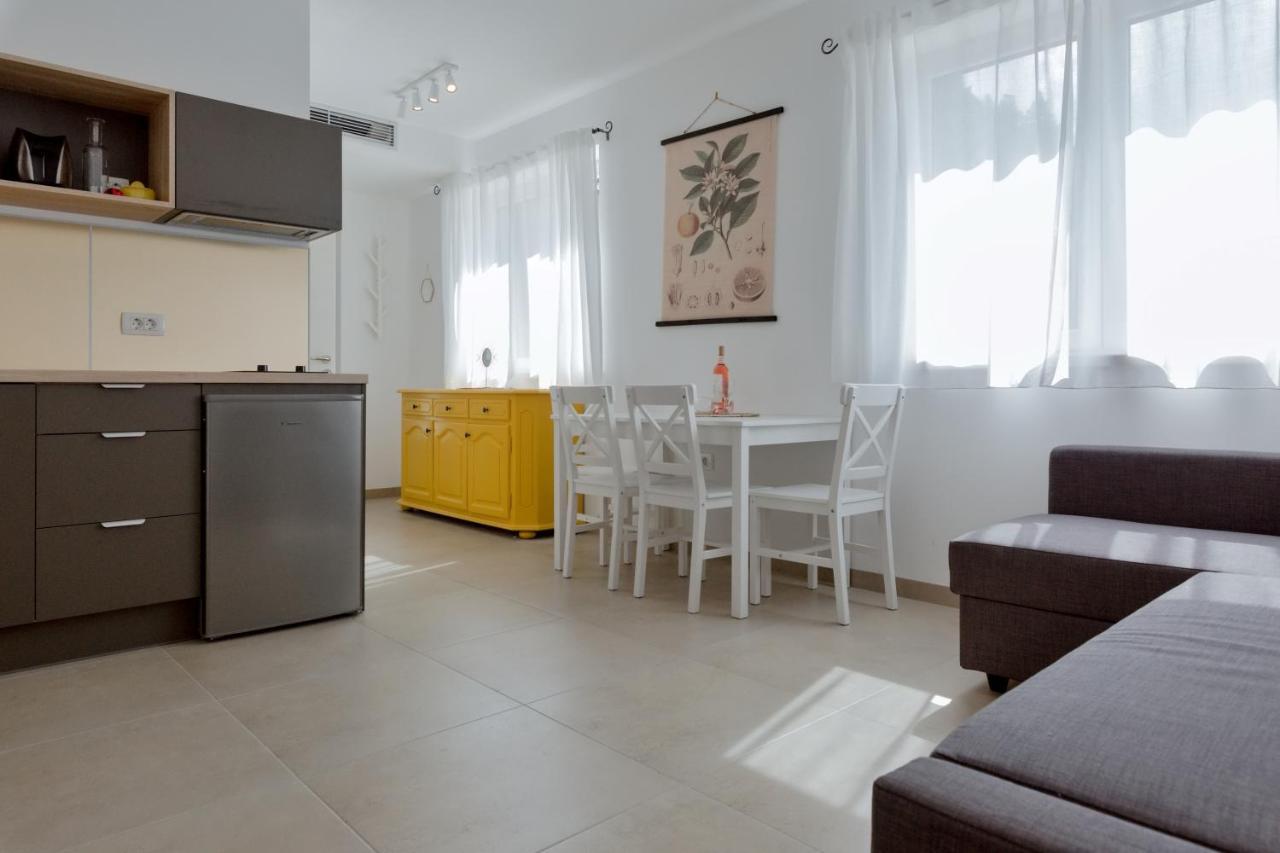 Apartments Ivica Omiš Buitenkant foto